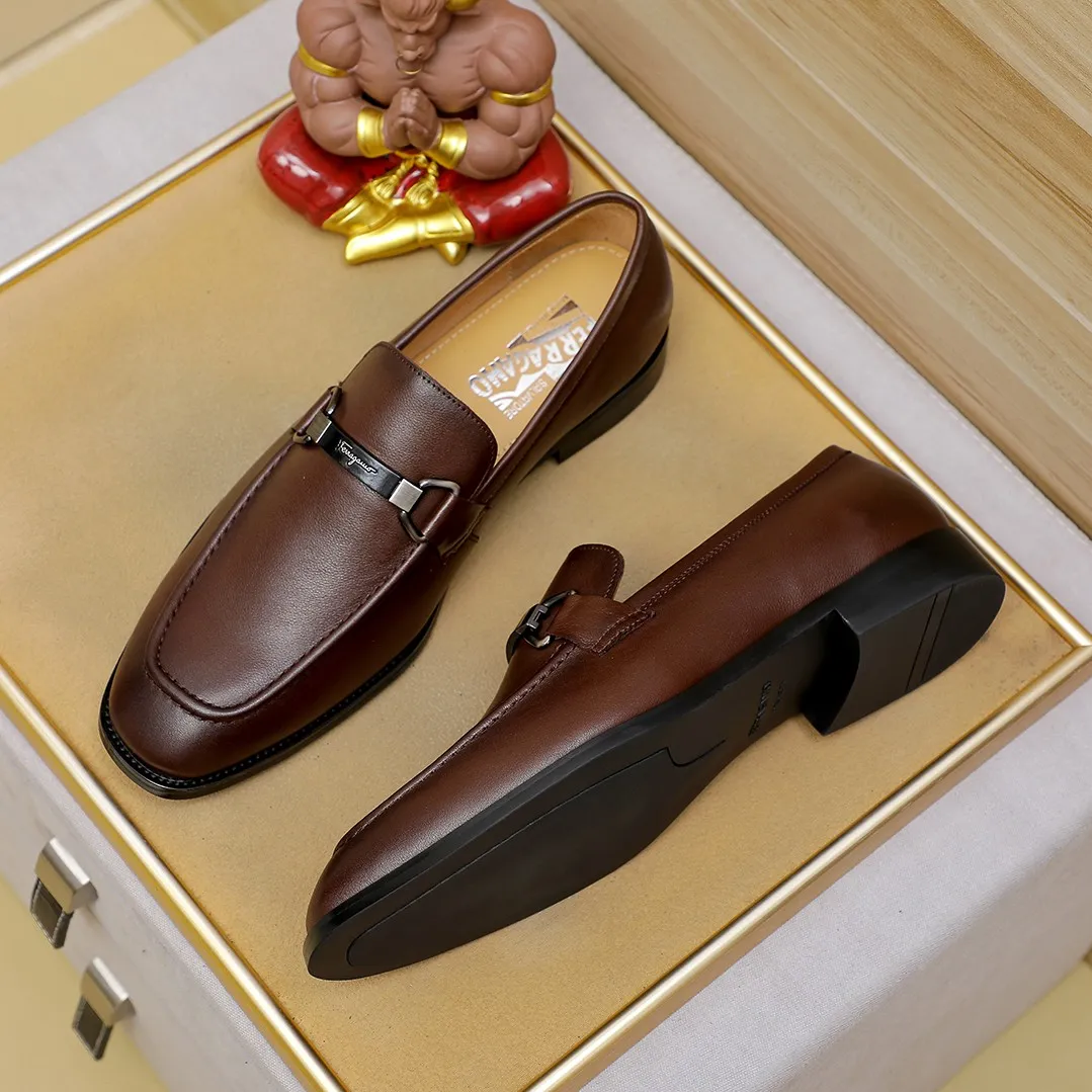 Men's shoes💰460🕷🕷[Ferragamo] Ferragamo's top men's business leather shoes💯Original copy of the official website, the upper is made of imported official website 1:1 material🍁Italian imported cowhide🇮🇹Imported cowhide lining. It’s definitely not made with ordinary craftsmanship, it’s the model used by celebrities! The factory’s craftsmanship is designed to create the most perfect shoes for trendy men! Colors available! Code number 38-44 (45.46 customized)......